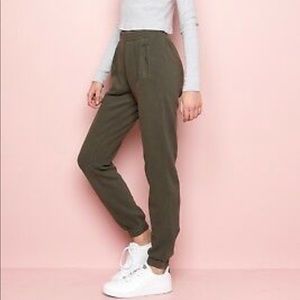 NWOT Brandy Melville Sweatpants